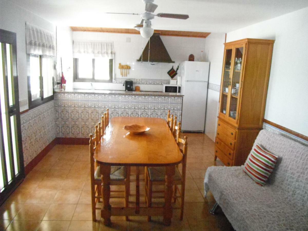 Casa Laura Guest House Deltebre Ngoại thất bức ảnh