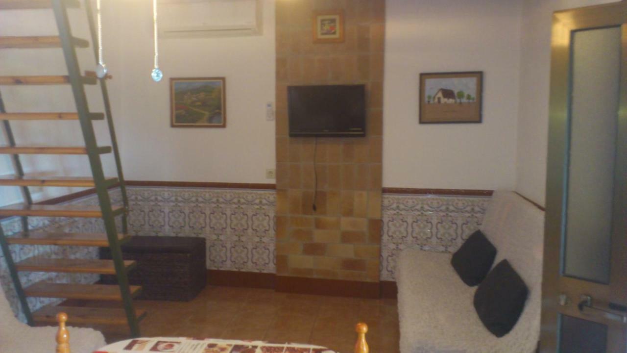 Casa Laura Guest House Deltebre Ngoại thất bức ảnh